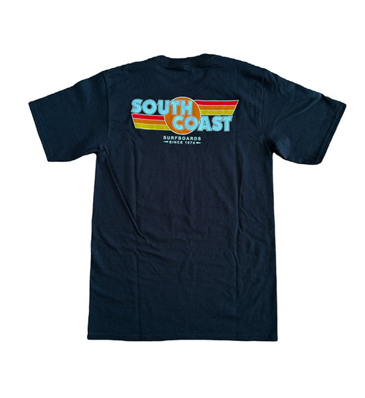SOUTH COAST MENS RETRO FLAG TEE BLACK