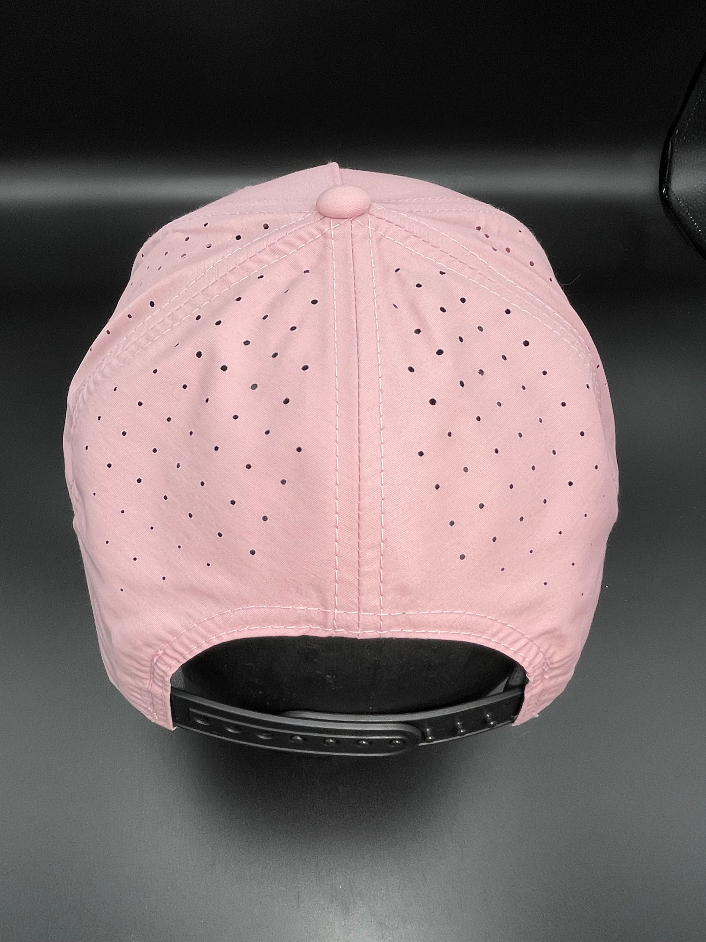 South Coast Adult Cali Bear Hat Perforated Pink