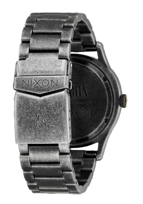 Nixon Nirvana Sentry Wobble