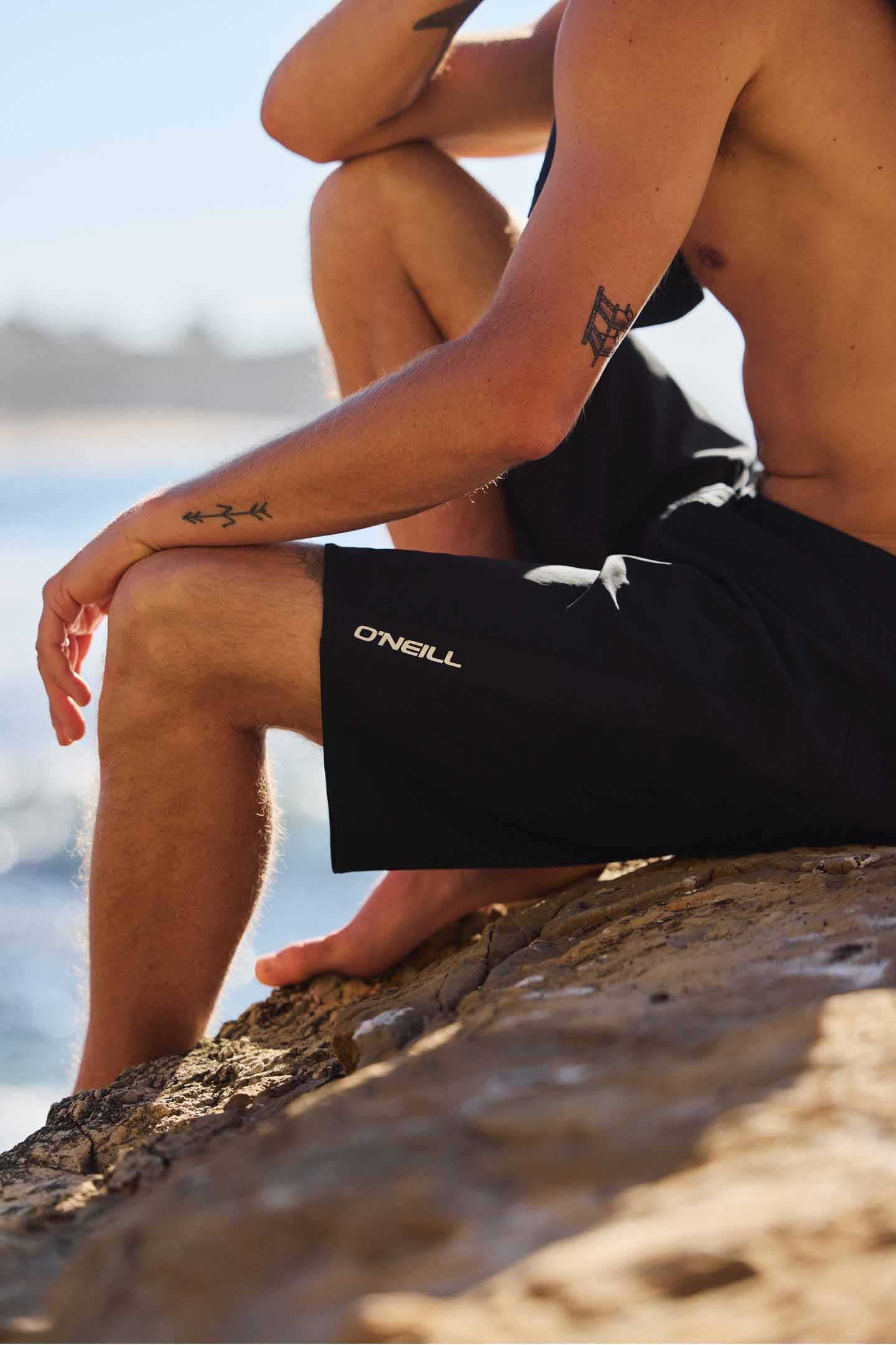 O'Neill Mens Superfreak Solid 21" Boardshorts Black