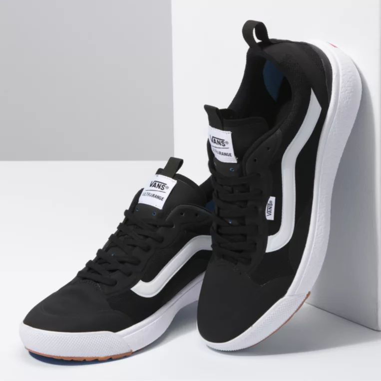 Vans Mens Ultrarange Exo Shoes Black / White