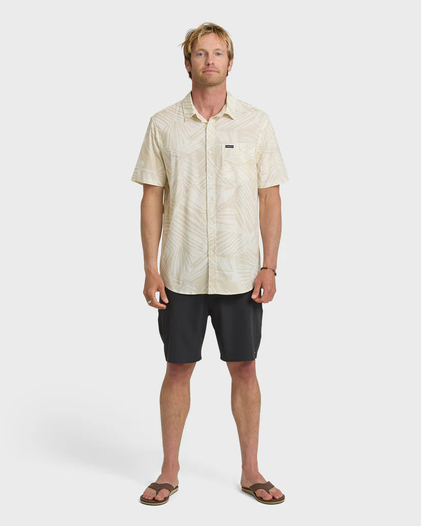 Quiksilver Aruba Palm Classic Stretch Short Sleeve Shirt Snow White