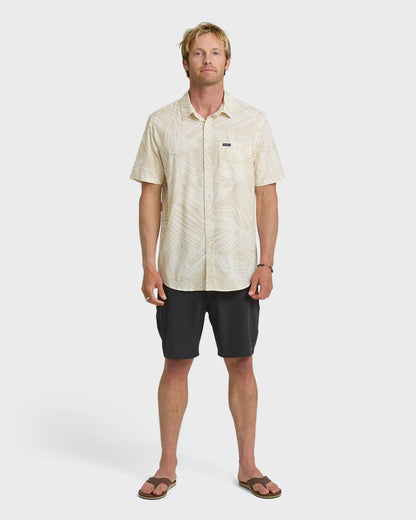 Quiksilver Aruba Palm Classic Stretch Short Sleeve Shirt Snow White