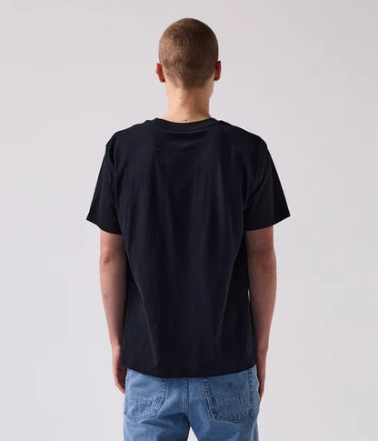 Former Charm T-Shirt Black