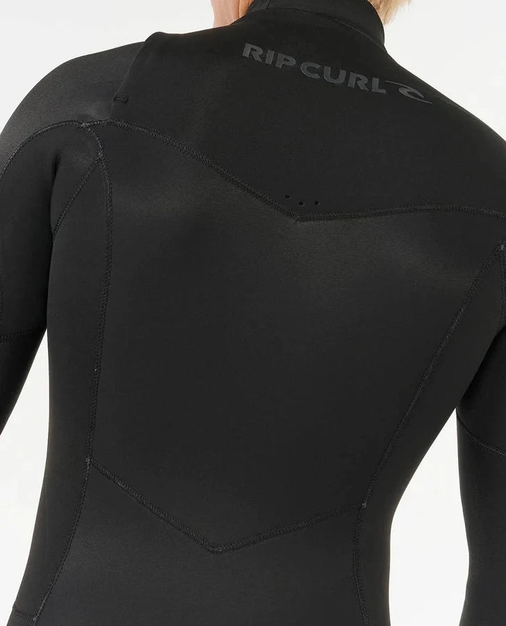 Rip Curl Dawn Patrol 2/2mm Springsuit Black – Back Panel and Rip Curl Logo Detail