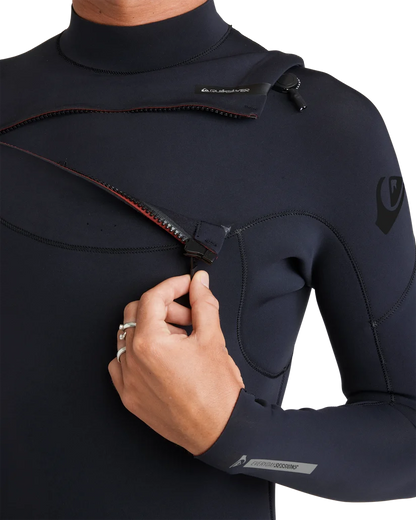 Quiksilver Everyday Sessions 3/2mm Chest Zip Wetsuit Black – Chest Zip Entry Detail