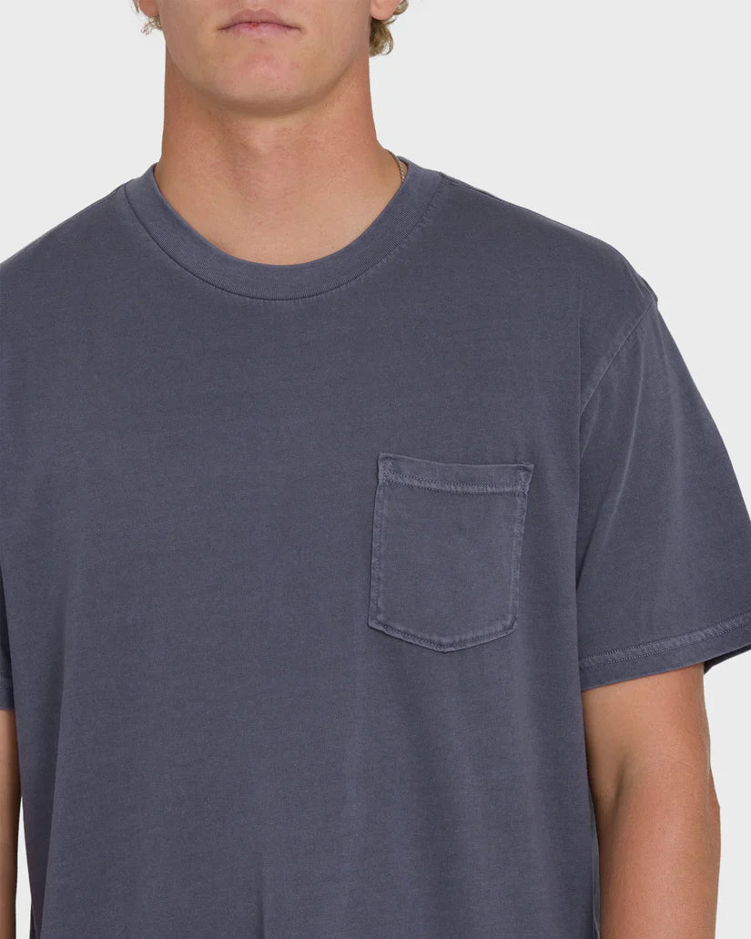 Billabong Men's Essential Wave Washed Premium Short Sleeve Pocket Tee Graystone