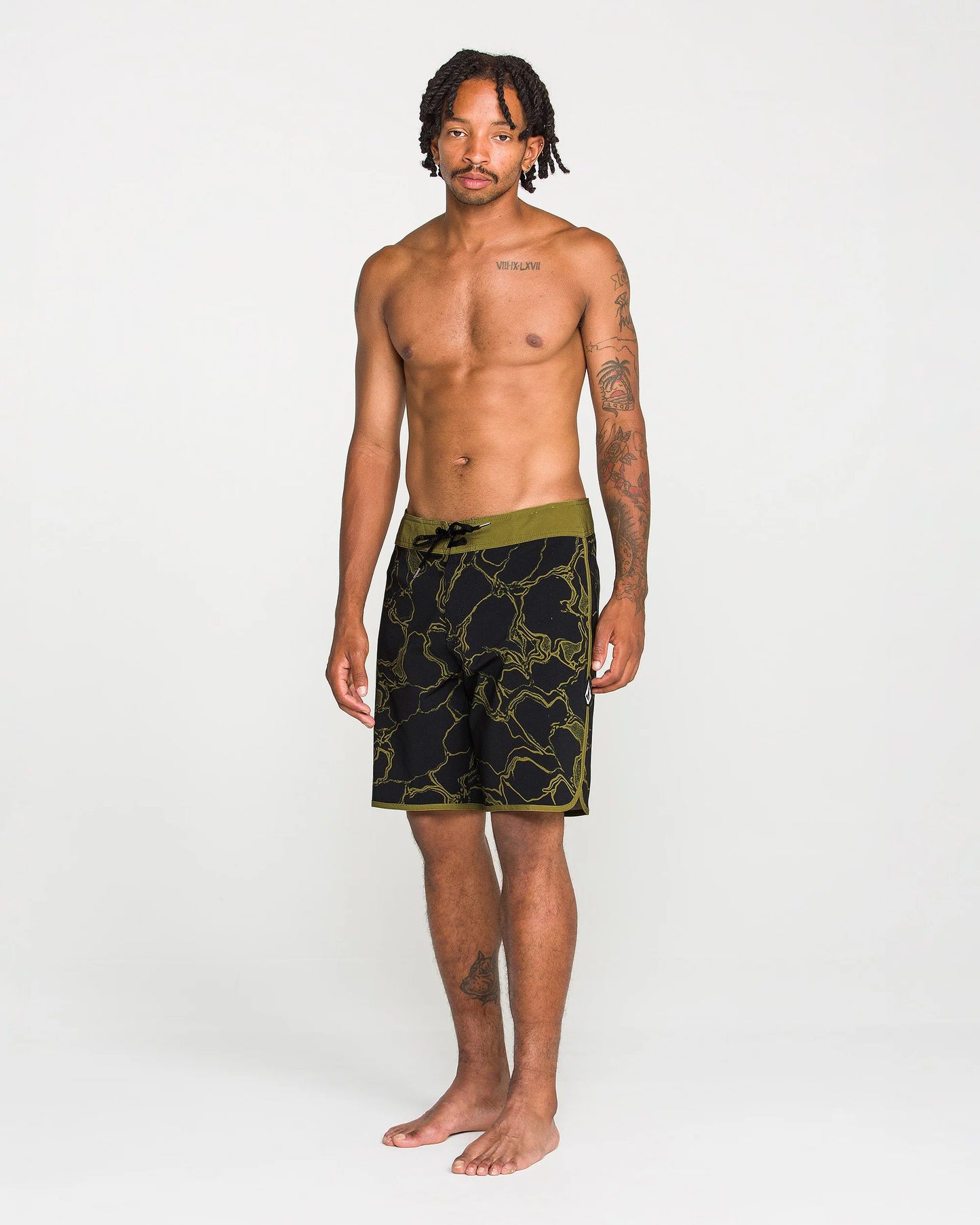 Volcom Men's Infuse Scallop Mod Boardshorts Sonic Green