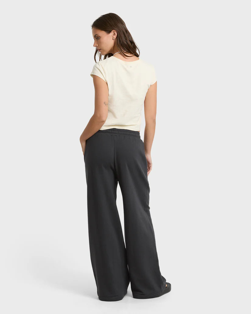 Billabong Women's Midnight Session Fleece Pants Off Black