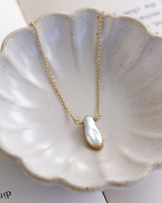 Poppy Necklace