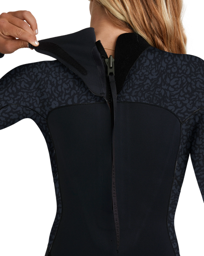 Roxy women’s wetsuit back zip entry with adjustable neck closure