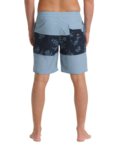 Billabong Men's Tribong Lo Tide 18" Boardshorts True Navy
