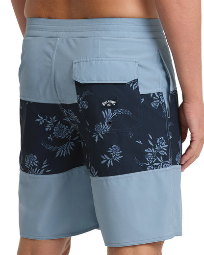 Billabong Men's Tribong Lo Tide 18" Boardshorts True Navy