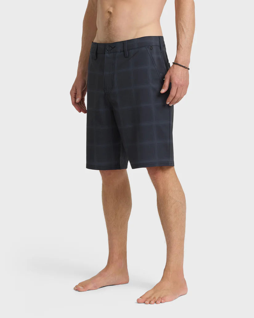 Quiksilver Union Print Amphibian 20" Hybrid Shorts Black