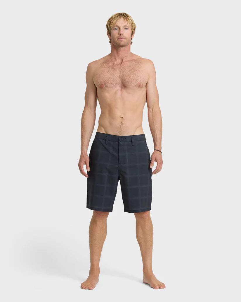 Quiksilver Union Print Amphibian 20" Hybrid Shorts Black