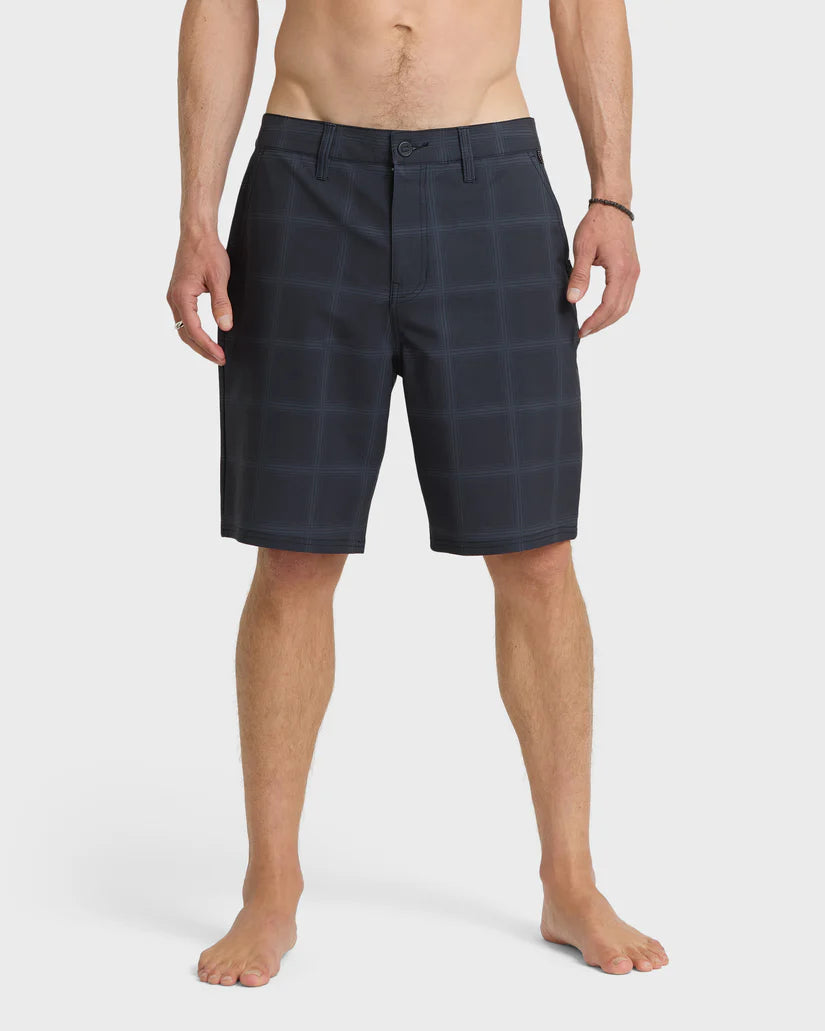 Quiksilver Union Print Amphibian 20" Hybrid Shorts Black