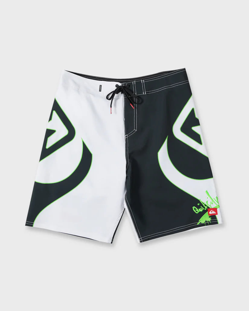Quiksilver Young Guns Intercepter 21" Boardshorts Bright White