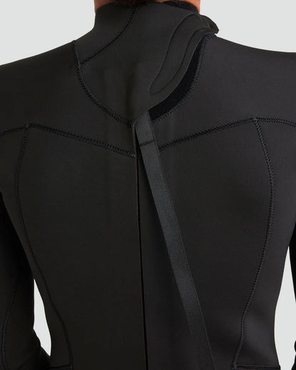 Quiksilver Youth Prologue 3/2 Wetsuit – back zip and neck closure detail
