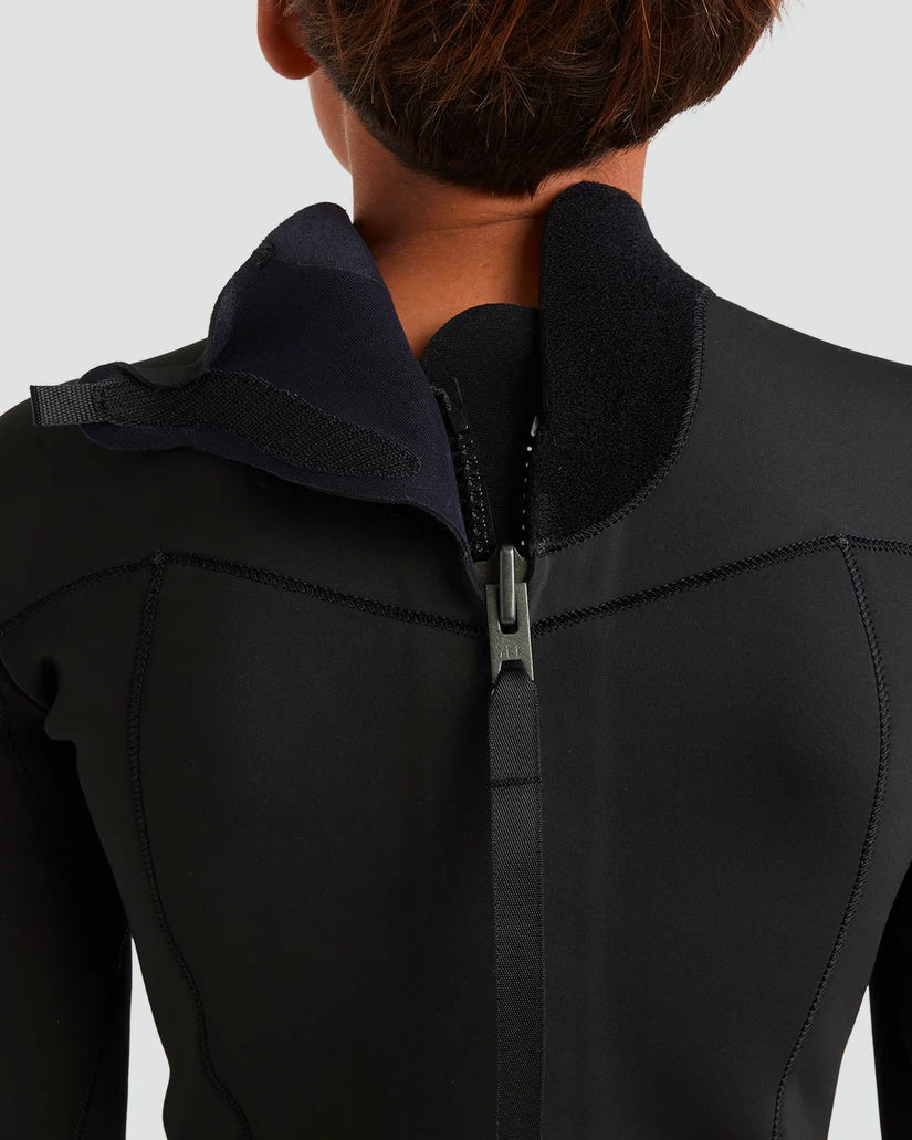 Quiksilver Youth Prologue 3/2 Wetsuit – open back zip and adjustable neck closure