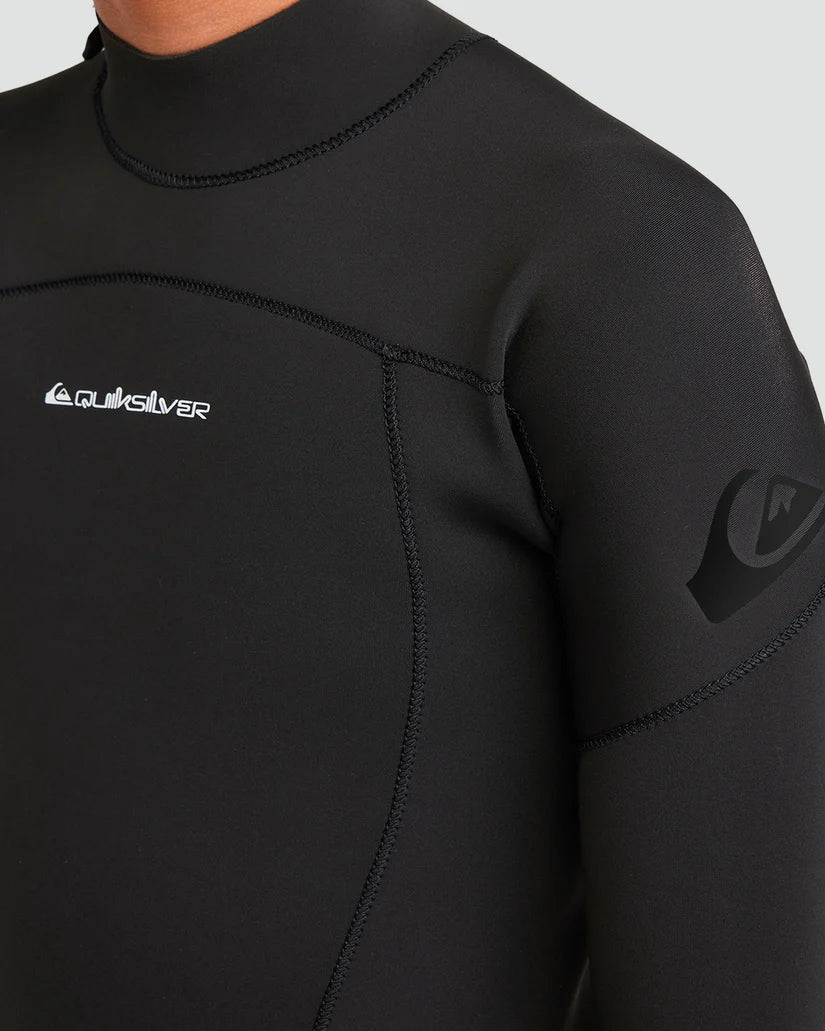 Quiksilver Youth Prologue 3/2 Wetsuit – shoulder panel and Quiksilver logo detail