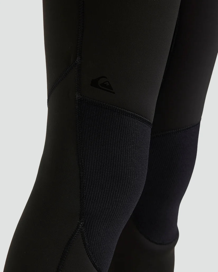 Quiksilver Youth Prologue 3/2 Wetsuit – reinforced knee pad detail